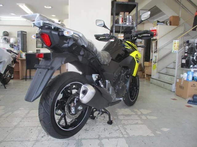 Suzuki V- 250 ABS М4 2024 — миниатюра 3