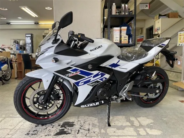 Suzuki GSX250R M4 CYX No.2 2024 — миниатюра 2