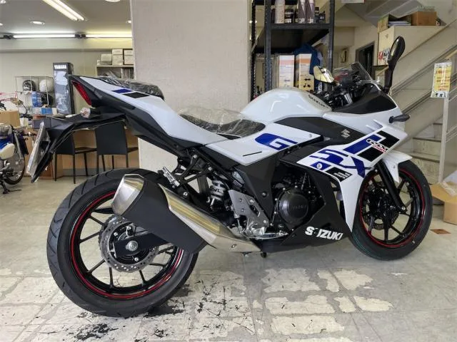 Suzuki GSX250R M4 CYX No.2 2024 — миниатюра 3