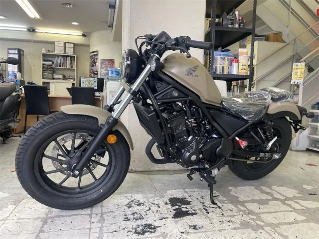 Honda 250 E-Clutch 2025 — миниатюра 2