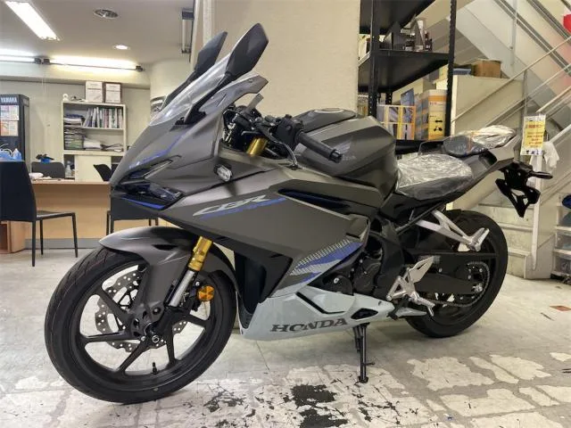 Honda CBR250RR 2025 — миниатюра 2