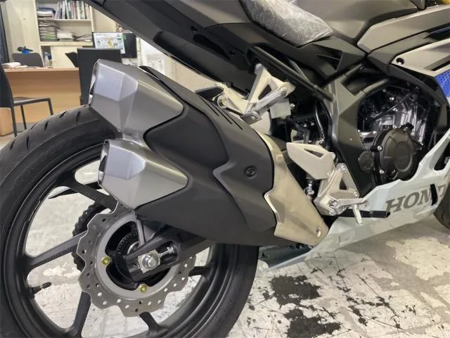 Honda CBR250RR 2025 — миниатюра 4