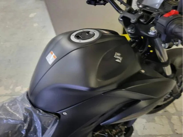 Suzuki GIXXER 250 M5 LED 2025 — миниатюра 3