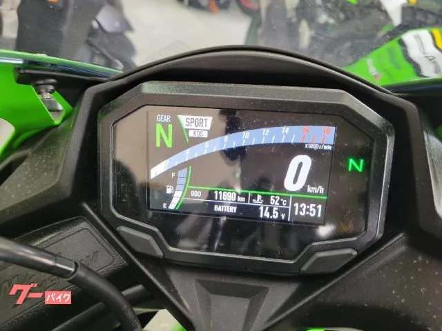 Kawasaki Ninja ZX-4RR 40th anniversary edition 2024 — миниатюра 2