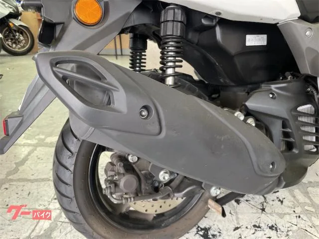 Yamaha NMAX SEG6J 2022 — миниатюра 4