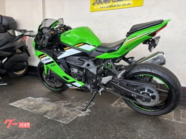 Kawasaki Ninja ZX-4RR ABS 6MT 2025 — миниатюра 3