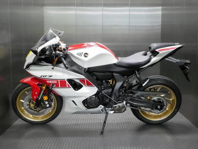 Yamaha YZF-R7 60 2022 — миниатюра 5