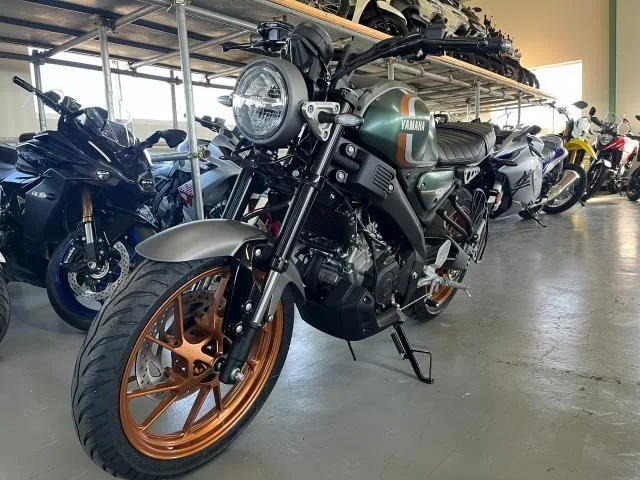 Yamaha XSR155 ABS 2026 — миниатюра 4