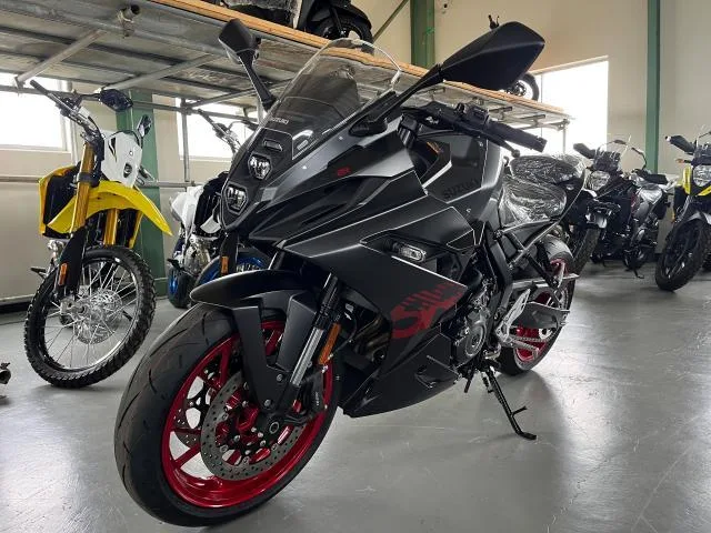 Suzuki GSX-8R 2026 — миниатюра 4