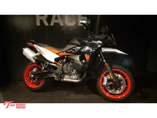 KTM 890SMT 2024 — фото 1, купить с доставкой в Москву