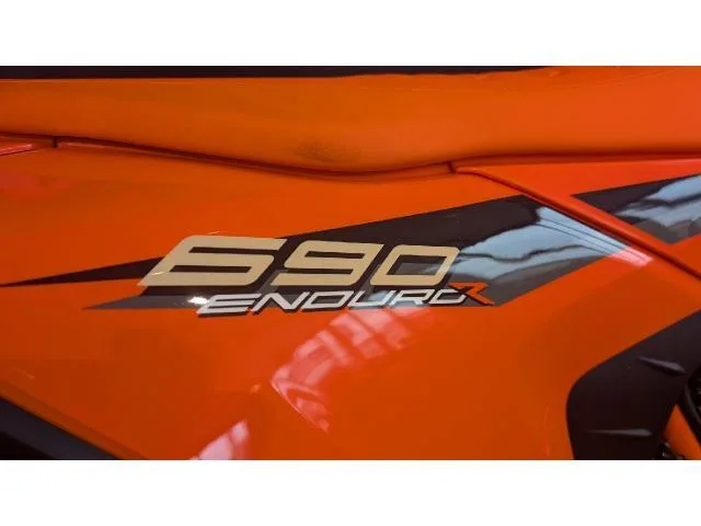 KTM 690 R 2024 — миниатюра 3