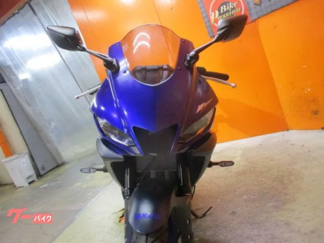 Yamaha YZF-R25 ABS 2023 RG74JLED 2 2023 — миниатюра 3