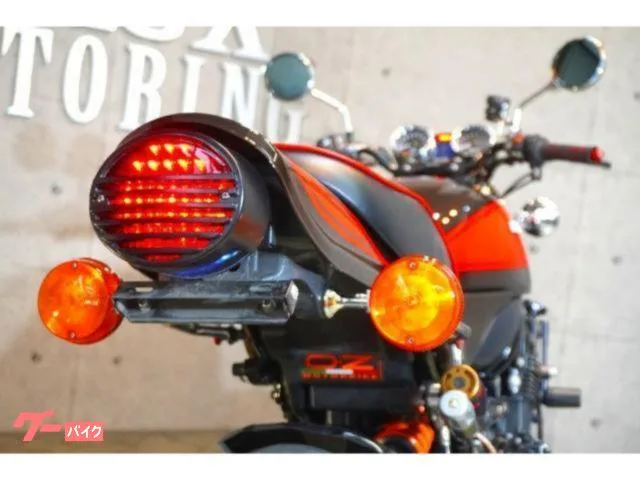 Kawasaki Z900RS 50th OZ 2022 — миниатюра 3