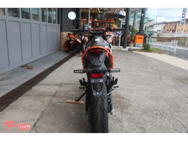 KTM 390SMC R 2025 — миниатюра 4