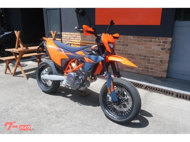 KTM 690SMC R 2026 2026 — миниатюра 2