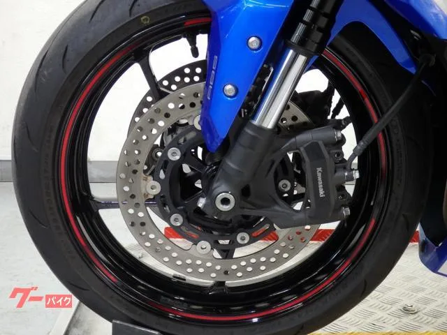 Kawasaki Ninja ZX-4R SE 74060 2024 — миниатюра 5
