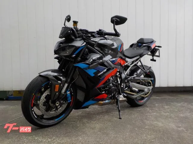 BMW M1000R 2026 — миниатюра 2
