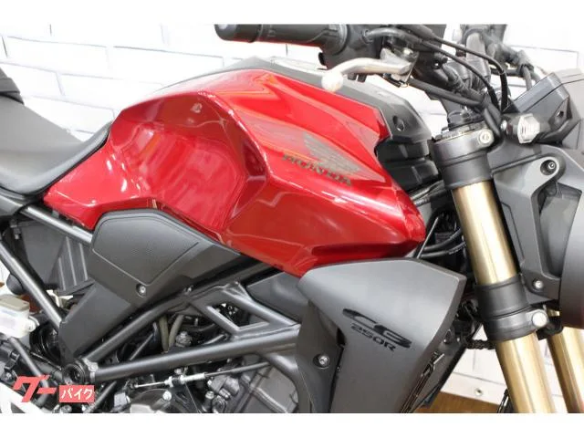 Honda CB250R 2023 — миниатюра 3