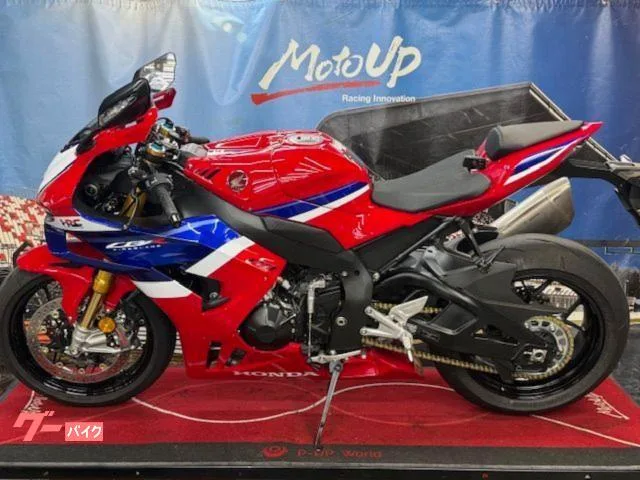 Honda CBR1000RR-R 2024 SP 2024 — миниатюра 2