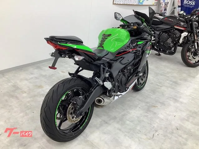 Kawasaki Ninja ZX-25R SE 2022 — миниатюра 3
