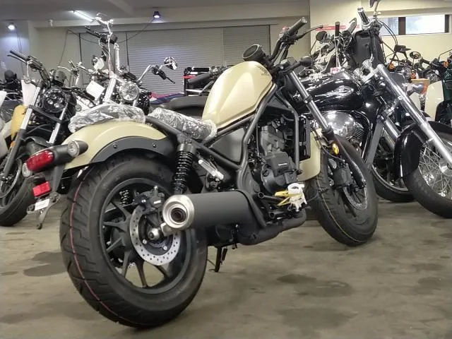 Honda 250 E-Clutch 2025 — миниатюра 2
