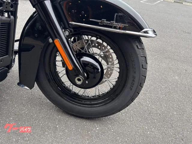 HARLEY-DAVIDSON FLHCS 114 2024 — миниатюра 3