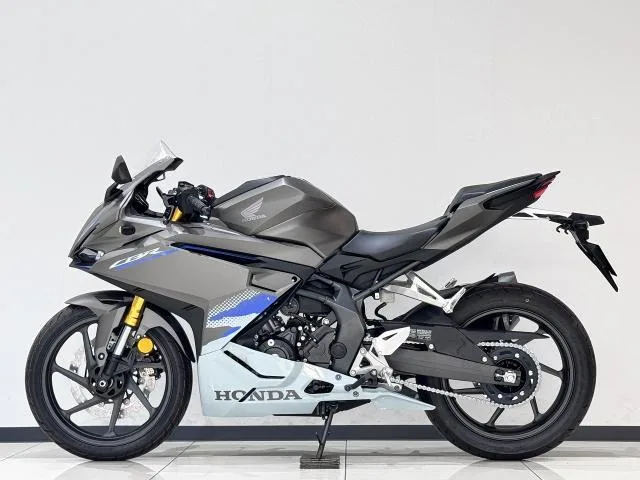 Honda CBR250RR 2025 2025 — миниатюра 4