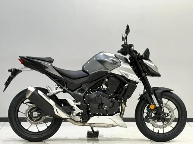 Honda CB750 E-Clutch ETC2.0 M 2026 — миниатюра 2