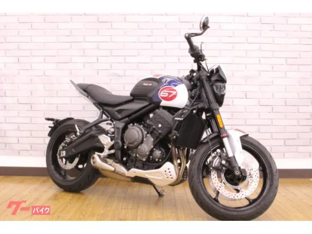 TRIUMPH 660/Trident 660 Triple Tribute Edition/ETC/USB/ 2024 — фото 1, купить с доставкой в Москву