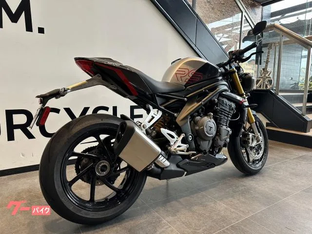 TRIUMPH 1200RS 2025 — миниатюра 3