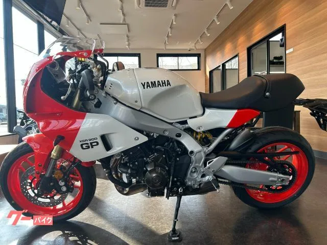 Yamaha XSR900GP. 2026 — миниатюра 2