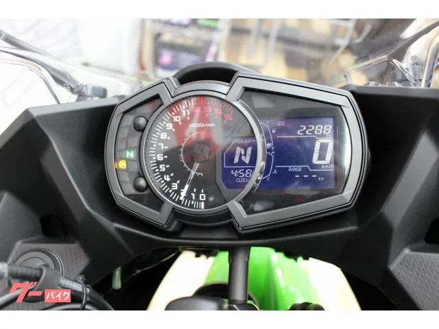 Kawasaki Ninja 400 KRT USB2 2023 — миниатюра 3
