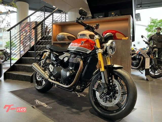 TRIUMPH 1200RS 2025 — миниатюра 3