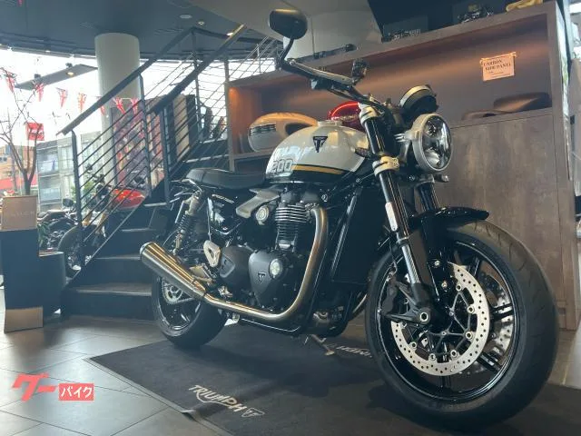 TRIUMPH 1200 2025 — миниатюра 2