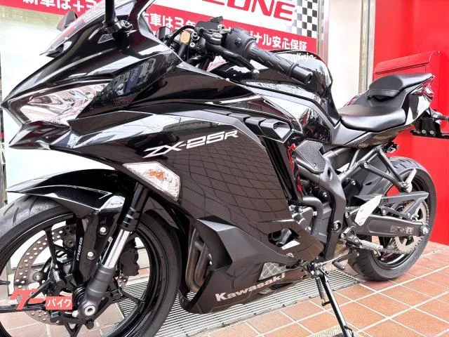 Kawasaki Ninja ZX-25R 3 2022 — миниатюра 5