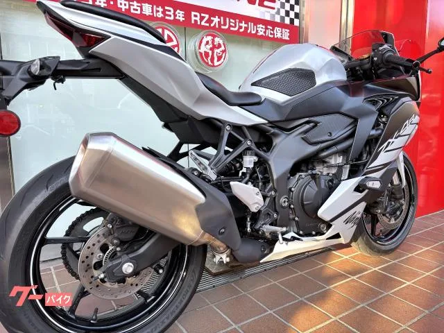 Kawasaki Ninja ZX-4R SE 3 2025 — миниатюра 3