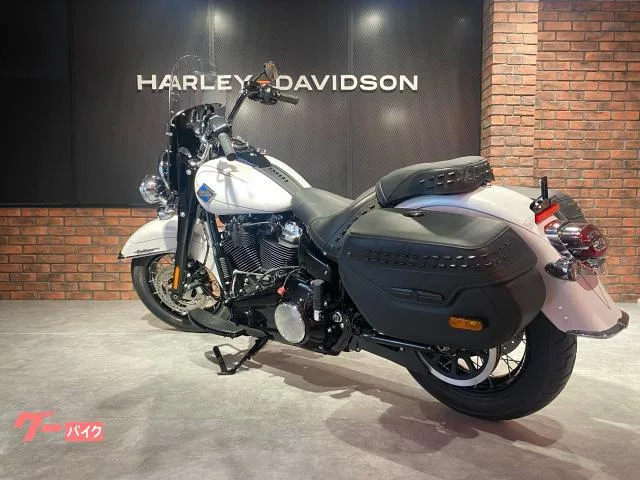 HARLEY-DAVIDSON FLHC 2025 — миниатюра 3