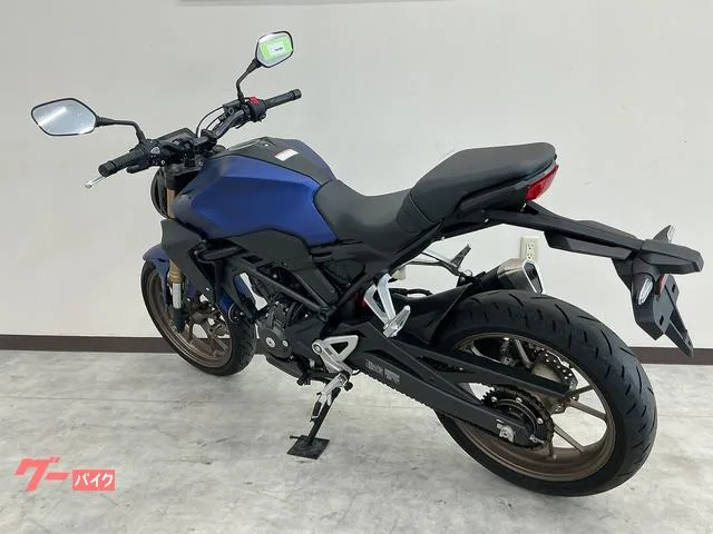 Honda CB250R USB 2023 — миниатюра 3