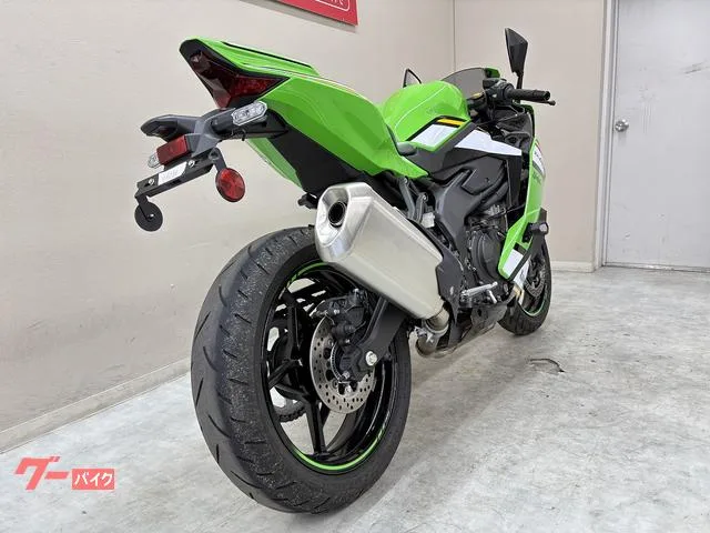 Kawasaki ZX-4RR 2025 — миниатюра 3