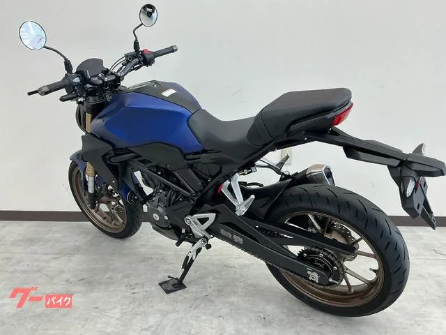 Honda CB250R USB 2023 — миниатюра 3