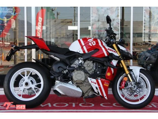 DUCATI V4 2025 — миниатюра 2