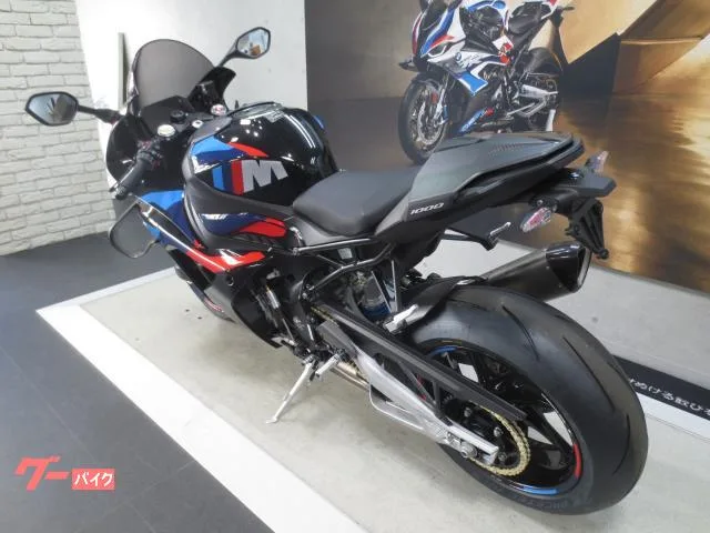 BMW M1000RR M 2026 — миниатюра 3