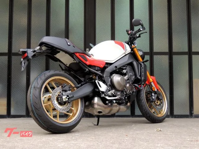Yamaha XSR900 3 LED TFTRN80J 3 2024 — миниатюра 5