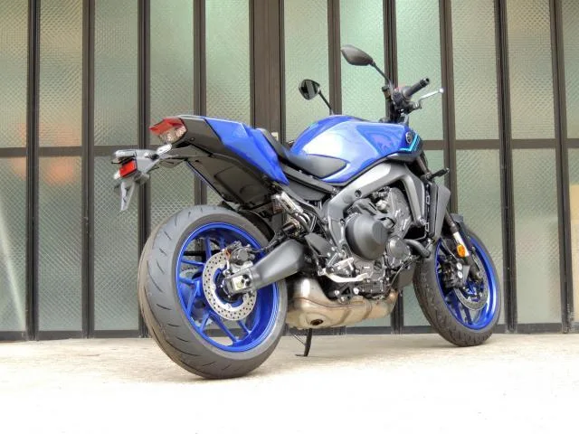 Yamaha MT-09 Y-AMT LED CP3 2025 — миниатюра 5