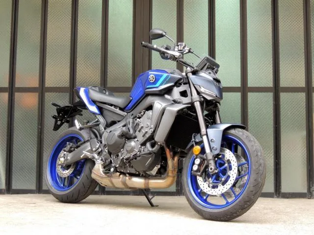Yamaha MT-09 Y-AMT LED CP3 2025 — фото 1, купить с доставкой в Москву