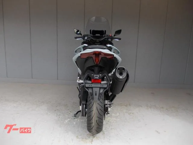 Yamaha TMAX560 TECHMAX SJ21J 2026 — миниатюра 5