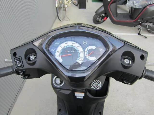 Yamaha AXIS Z 2026 X 2026 — миниатюра 5
