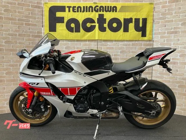 Yamaha YZF-R1 WGP 60th GB OVER ETC 2022 — миниатюра 2