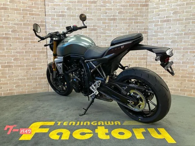 Suzuki GSX-8T 2 USB 2026 — миниатюра 3