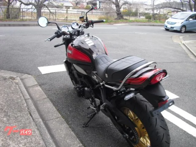 Kawasaki Z900RS 50th Anniversary 2022 — миниатюра 4
